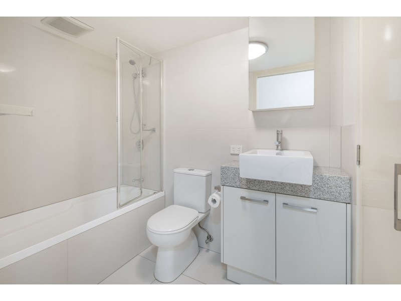 55/40 Primary School Court, Maroochydore QLD 4558