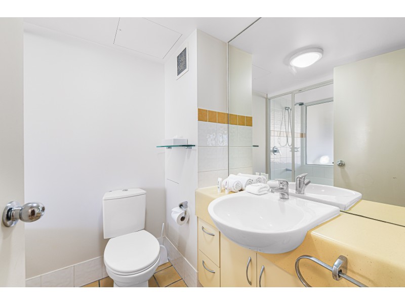 213/180 Alexandra Parade, Alexandra Headland QLD 4572