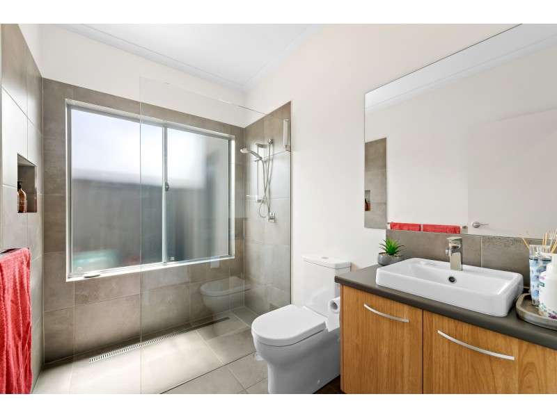 7 Ridge Road, Maroochydore QLD 4558