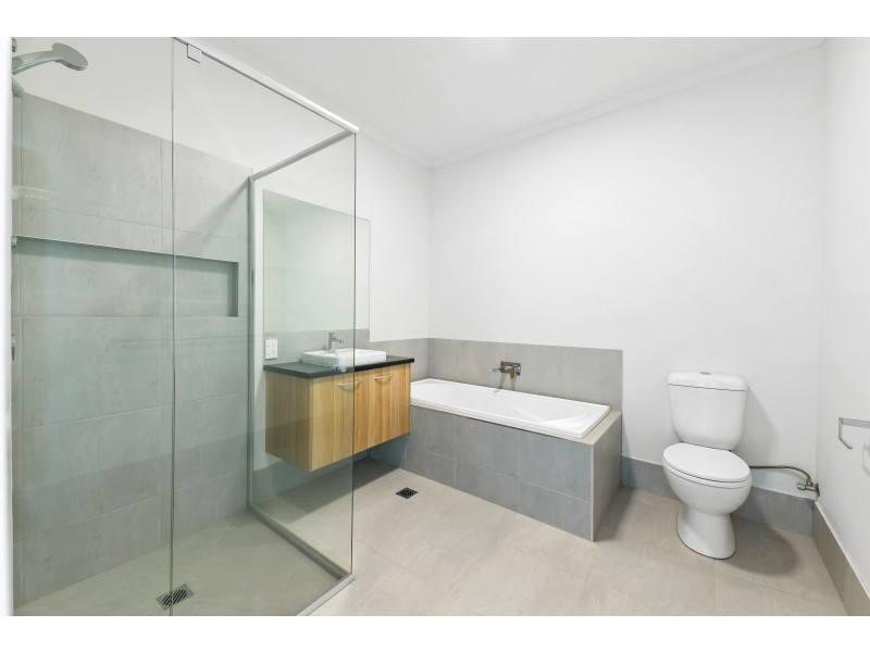 7 Ridge Road, Maroochydore QLD 4558