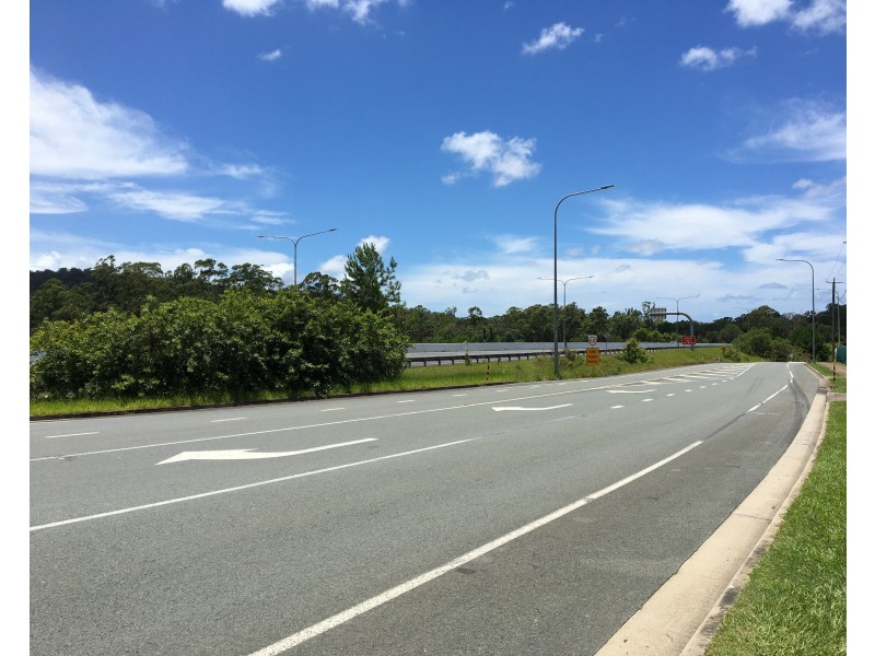 4 Sandalwood Lane, Forest Glen QLD 4556