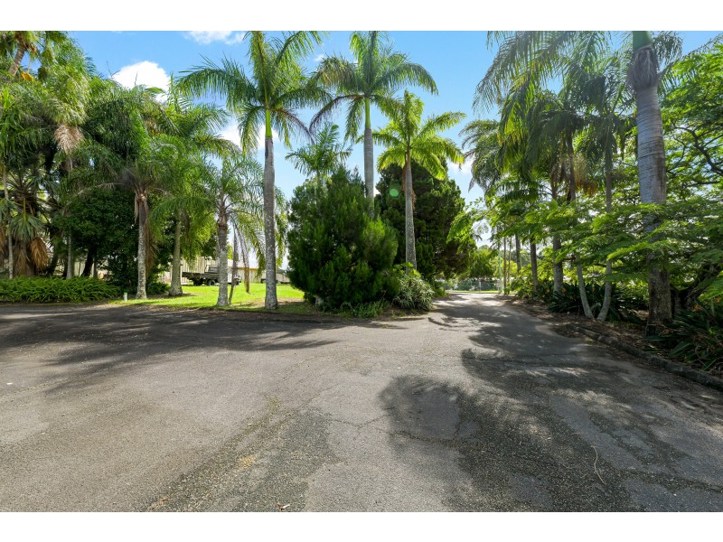 1-5 Commercial Road, Kuluin QLD 4558