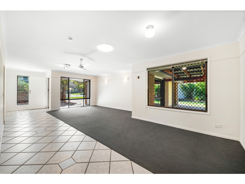 63 Brentwood Avenue, Mooloolaba QLD 4557