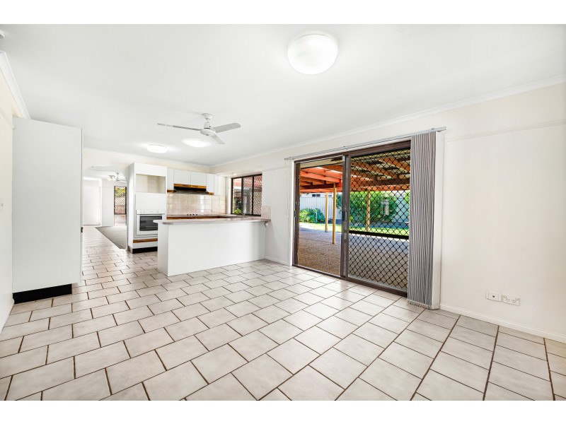 63 Brentwood Avenue, Mooloolaba QLD 4557