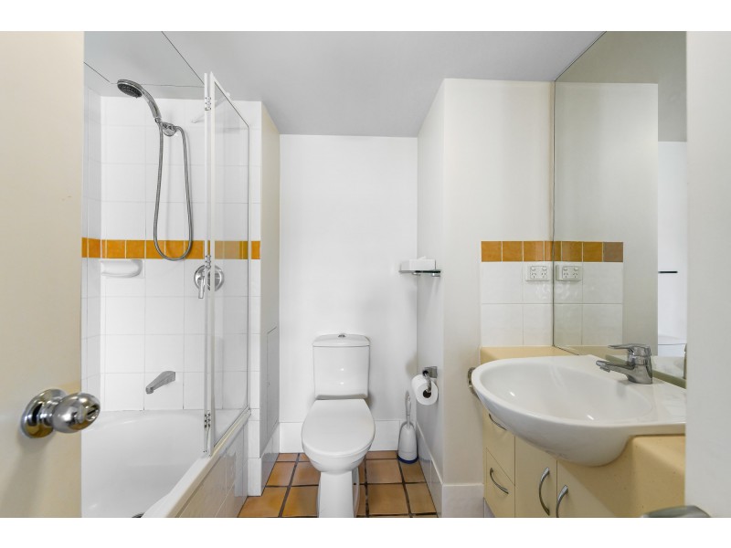 235/180 Alexandra Parade, Alexandra Headland QLD 4572