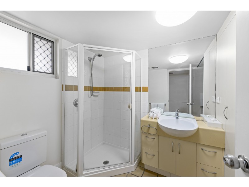 235/180 Alexandra Parade, Alexandra Headland QLD 4572