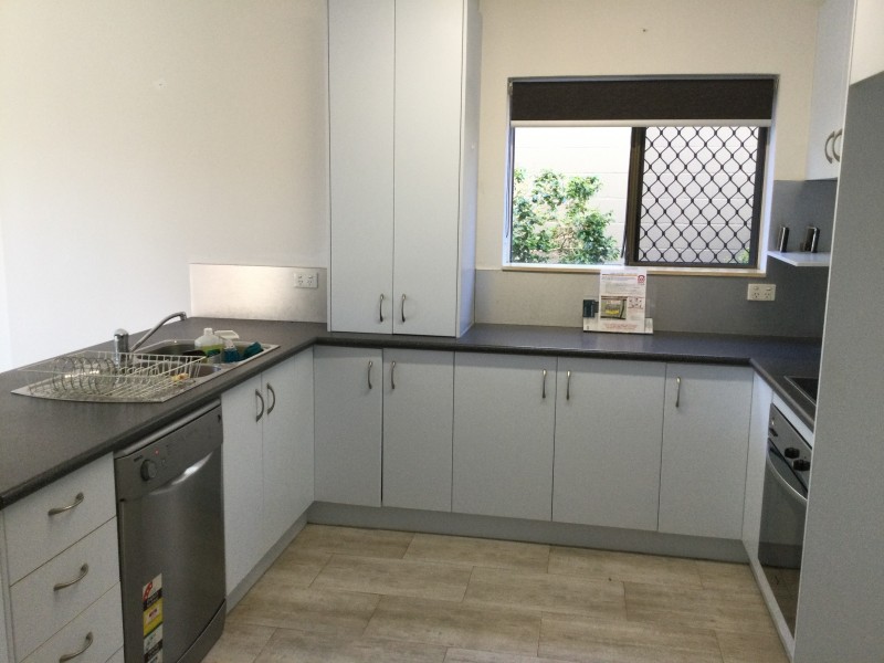 1/45 Bradman Ave, Maroochydore QLD 4558