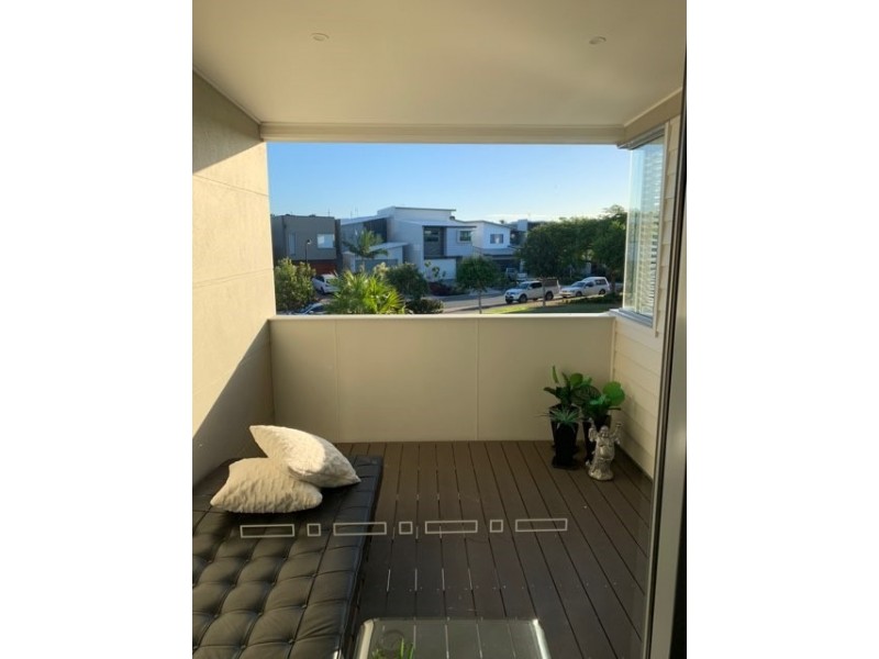 12 Machans Lane, Maroochydore QLD 4558