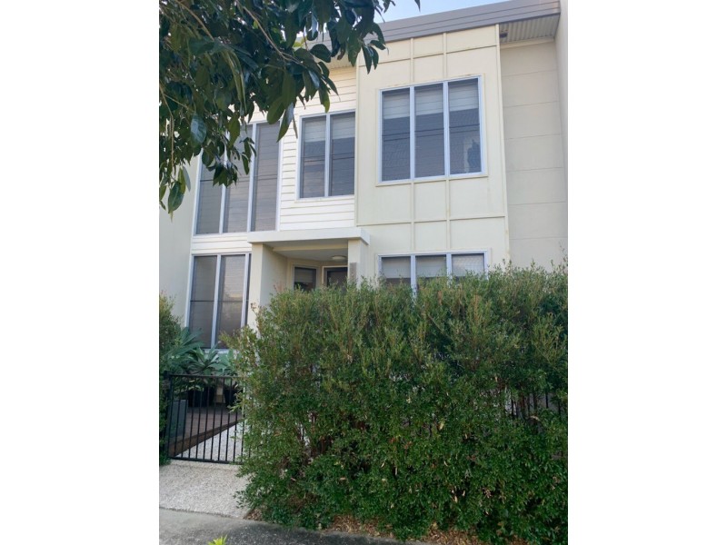 12 Machans Lane, Maroochydore QLD 4558