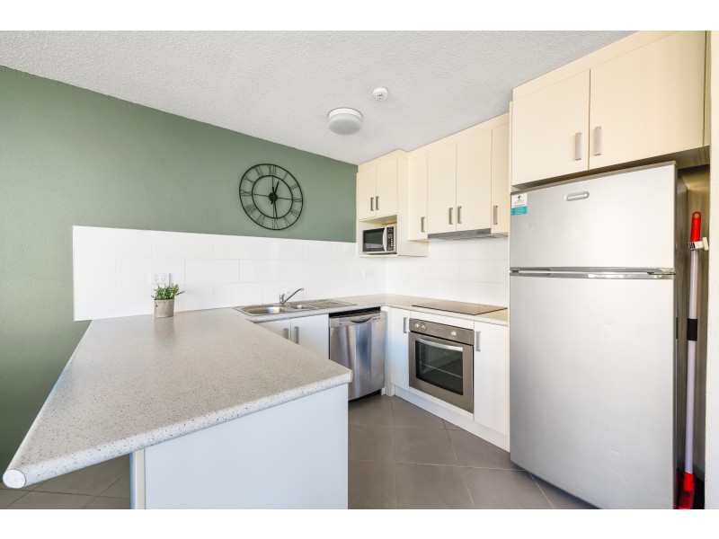 18/2 Maroubra Street, Maroochydore QLD 4558