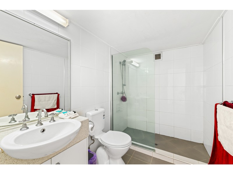 18/2 Maroubra Street, Maroochydore QLD 4558