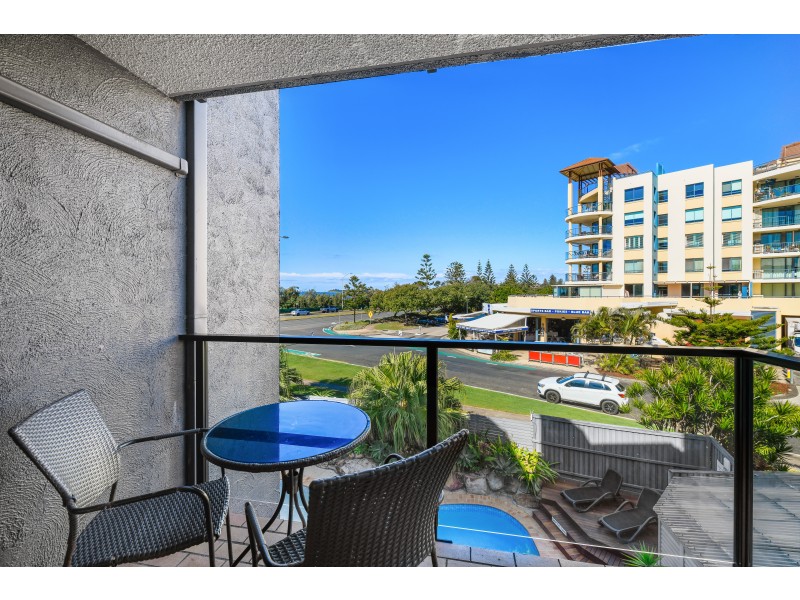18/2 Maroubra Street, Maroochydore QLD 4558