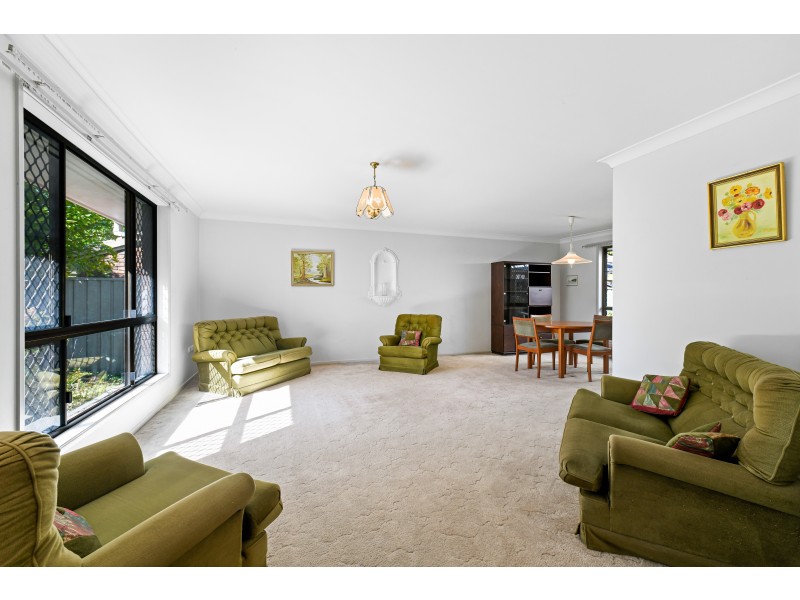 69 Poinsettia Avenue, Mooloolaba QLD 4557