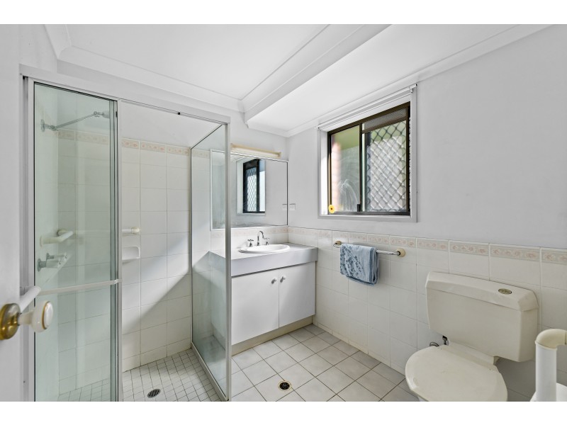 69 Poinsettia Avenue, Mooloolaba QLD 4557