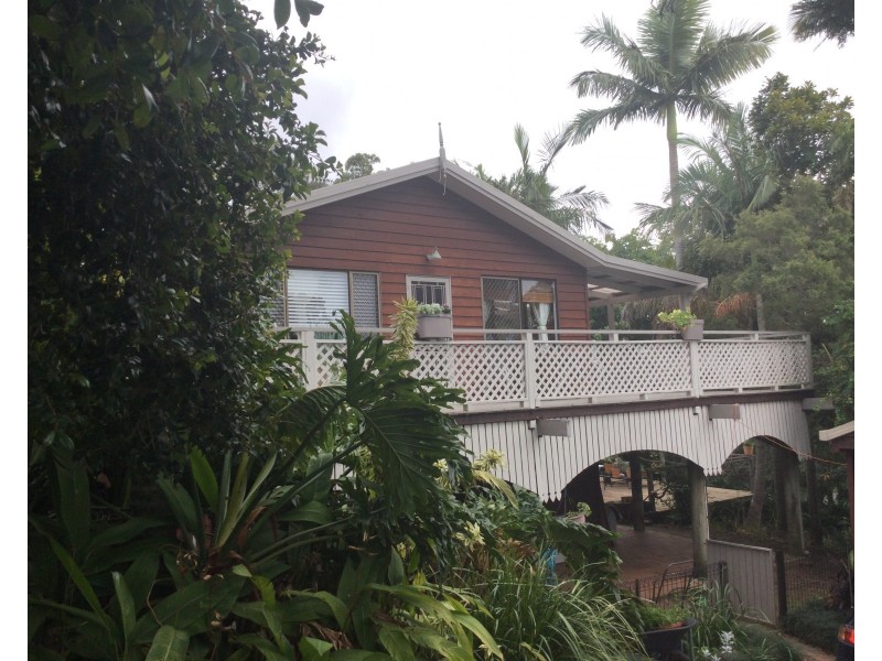 6 Grenfell Court, Kuluin QLD 4558