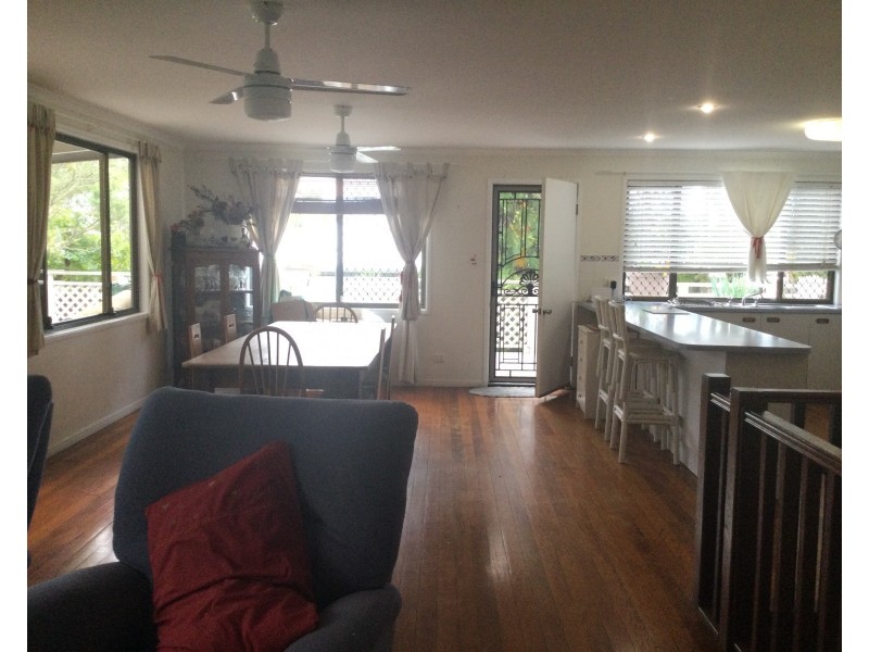 6 Grenfell Court, Kuluin QLD 4558