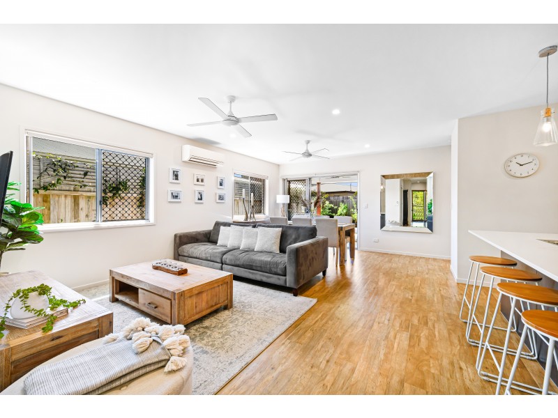 38 Olive Circuit, Caloundra West QLD 4551