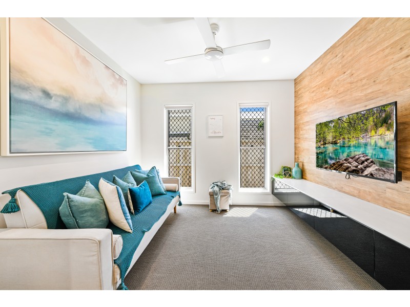 38 Olive Circuit, Caloundra West QLD 4551