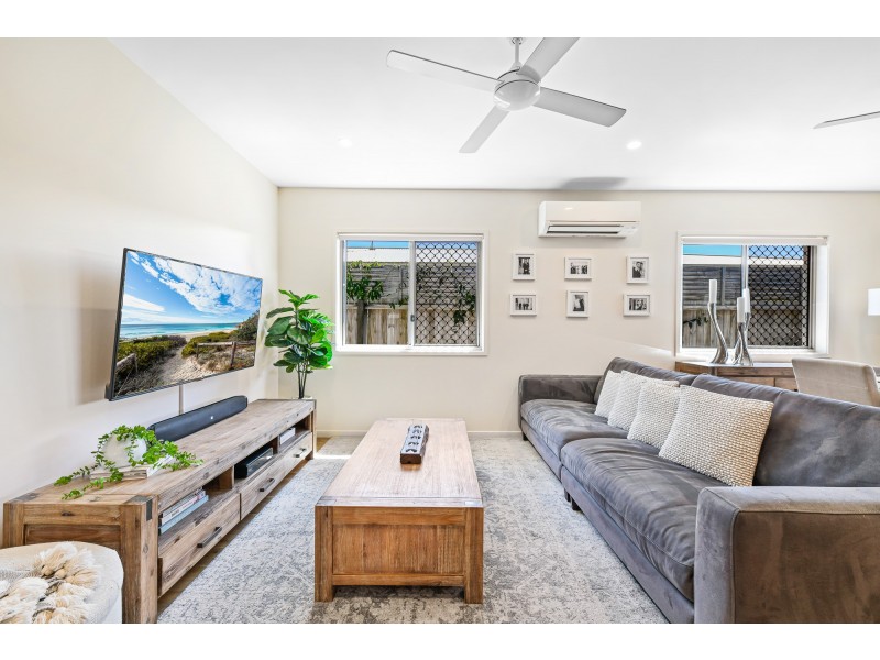 38 Olive Circuit, Caloundra West QLD 4551