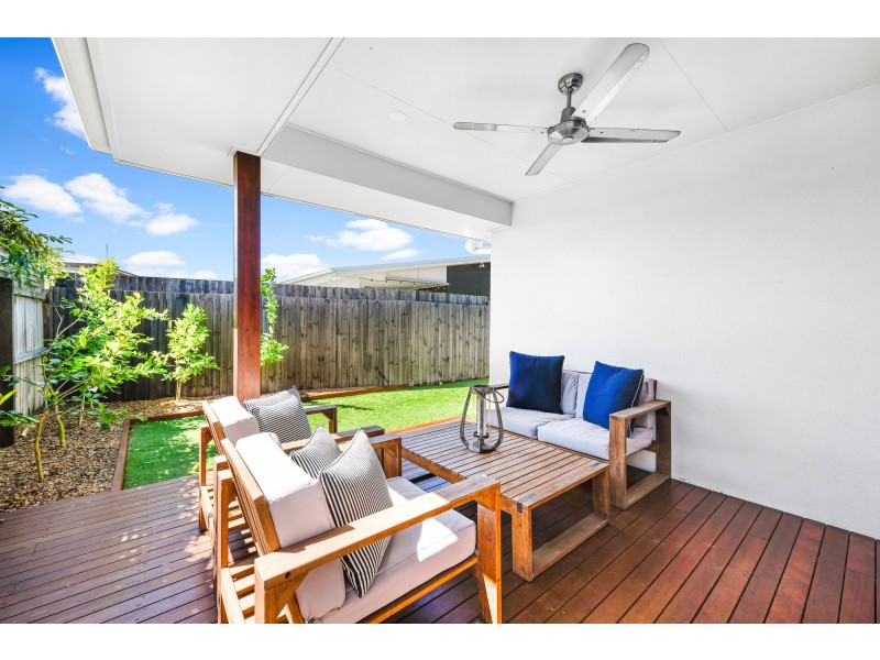 38 Olive Circuit, Caloundra West QLD 4551