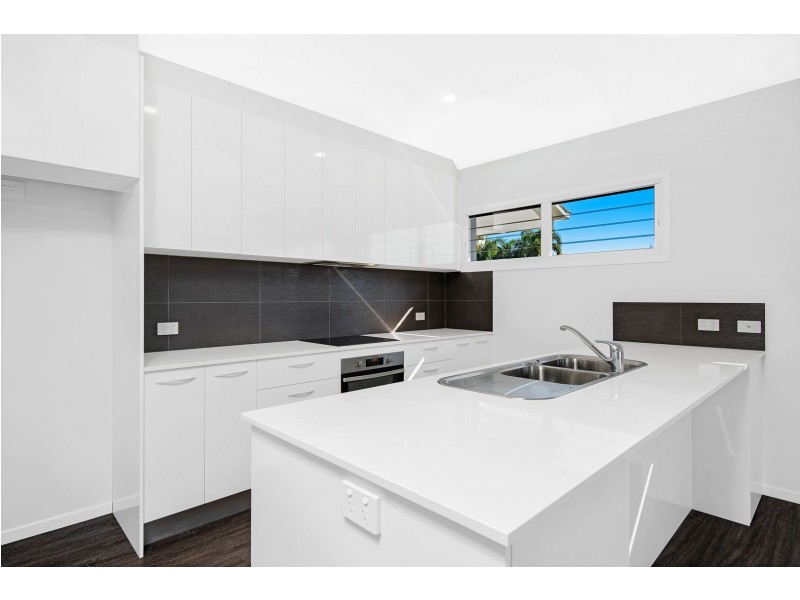 1/3 Water Street, Buderim QLD 4556