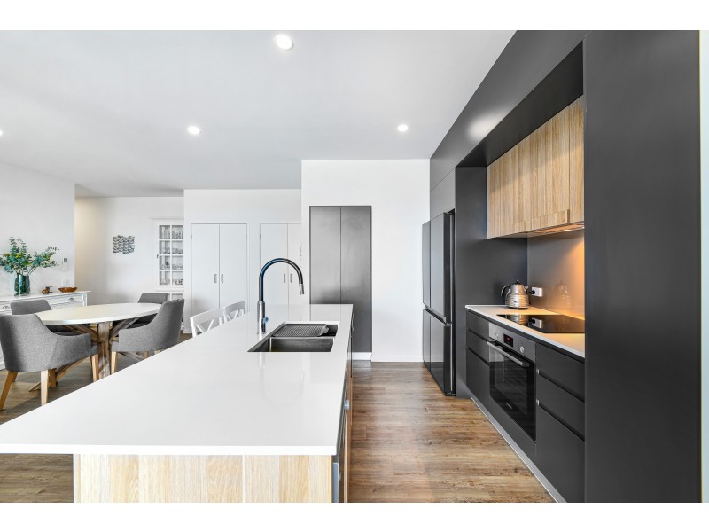 70/20 Beach Road, Maroochydore QLD 4558