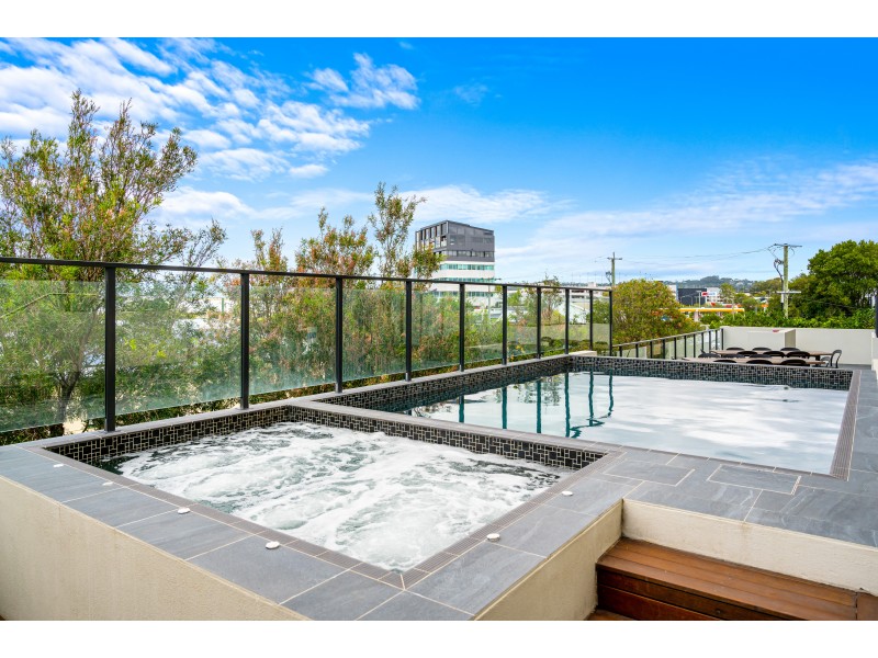 70/20 Beach Road, Maroochydore QLD 4558
