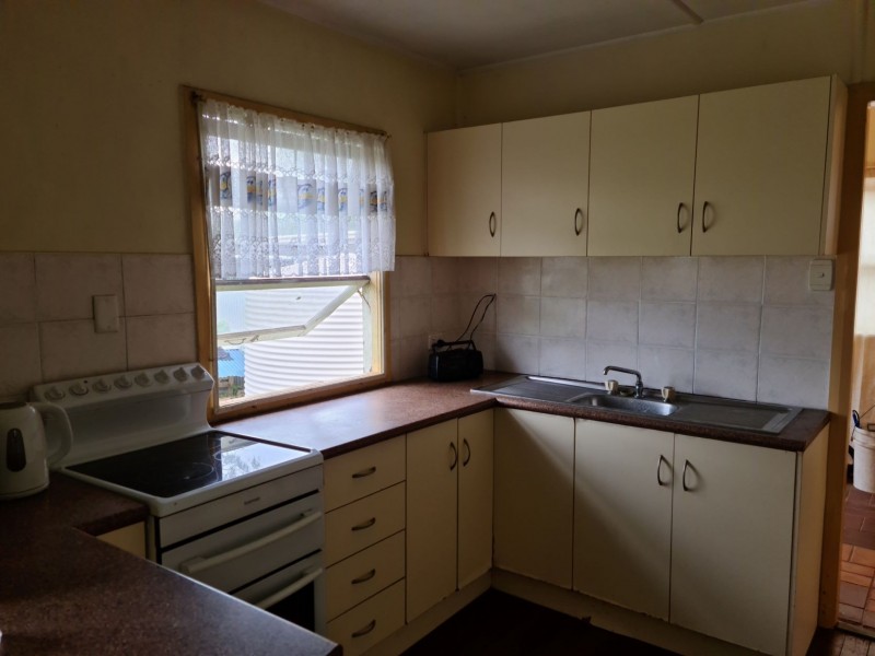 37 Ridge Road, Maroochydore QLD 4558