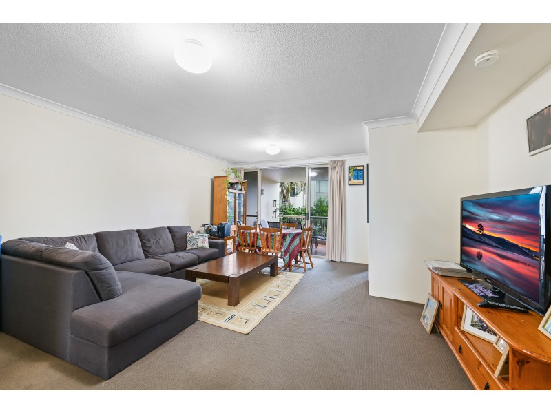 8/44 Beach Parade, Maroochydore QLD 4558