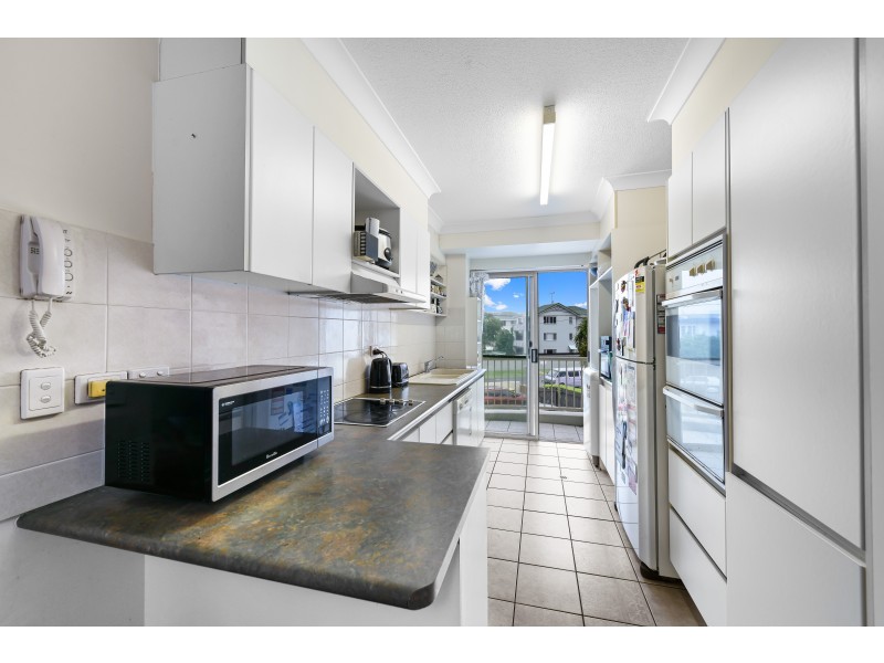 8/44 Beach Parade, Maroochydore QLD 4558
