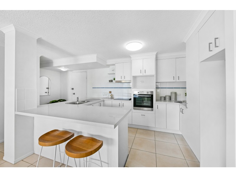 12/27-31 Kingsford Smith Parade, Maroochydore QLD 4558