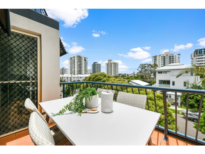 12/27-31 Kingsford Smith Parade, Maroochydore QLD 4558