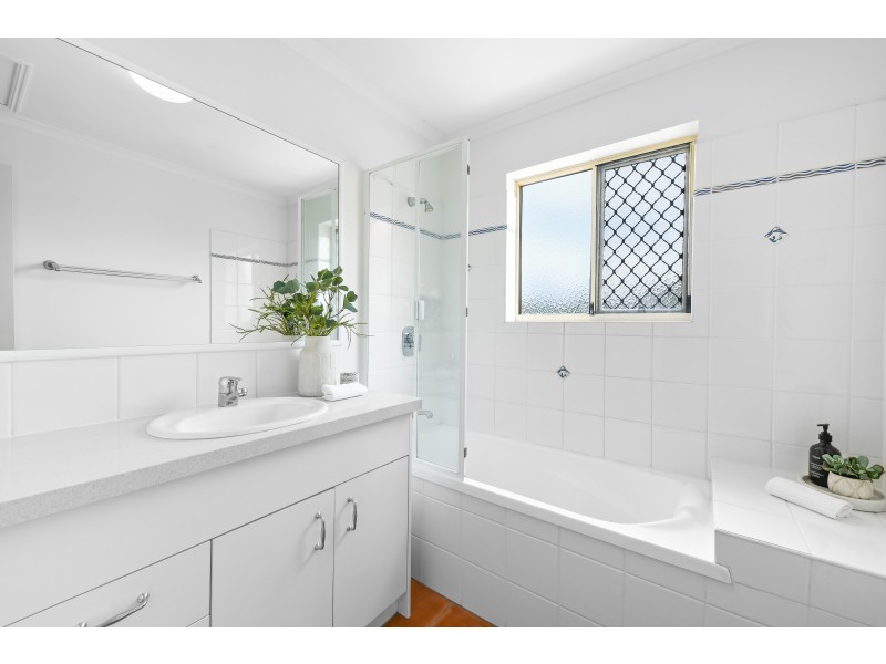 12/27-31 Kingsford Smith Parade, Maroochydore QLD 4558