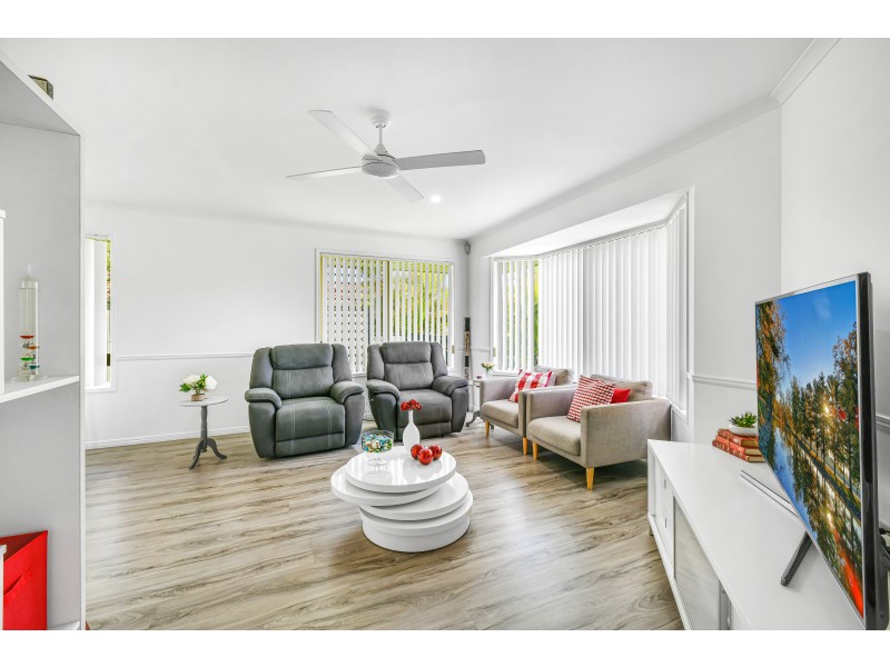 212 Karawatha Drive, Buderim QLD 4556