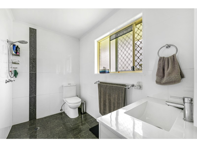 212 Karawatha Drive, Buderim QLD 4556