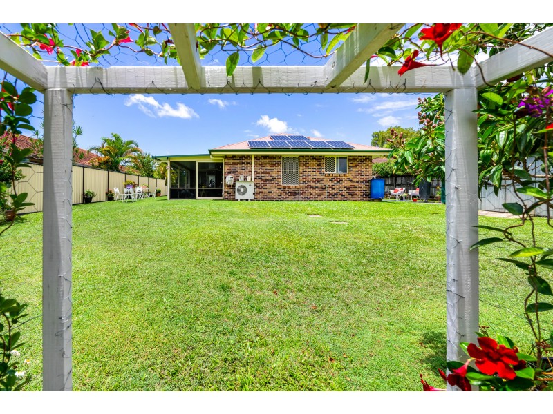 212 Karawatha Drive, Buderim QLD 4556