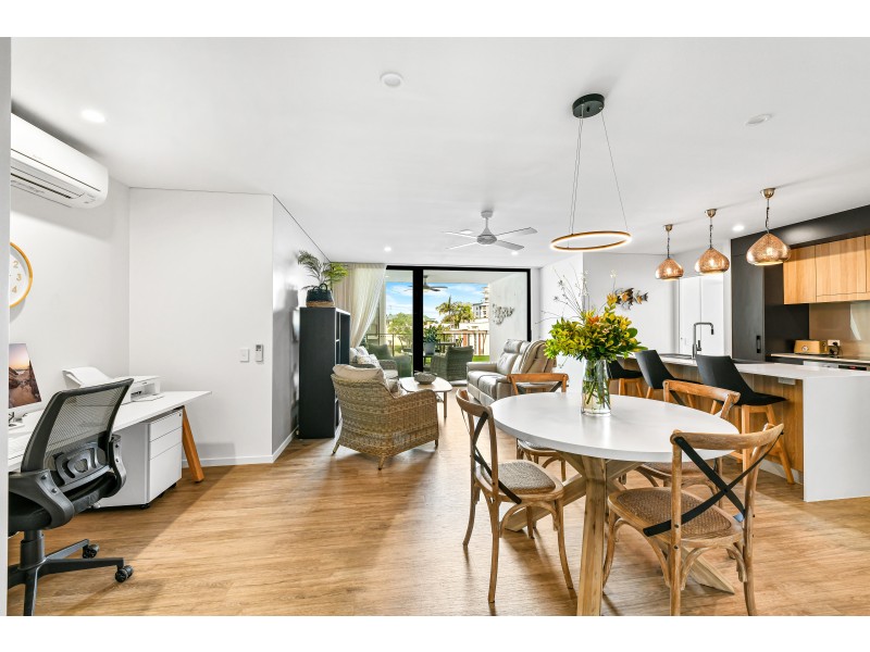 9/20 Beach Road, Maroochydore QLD 4558