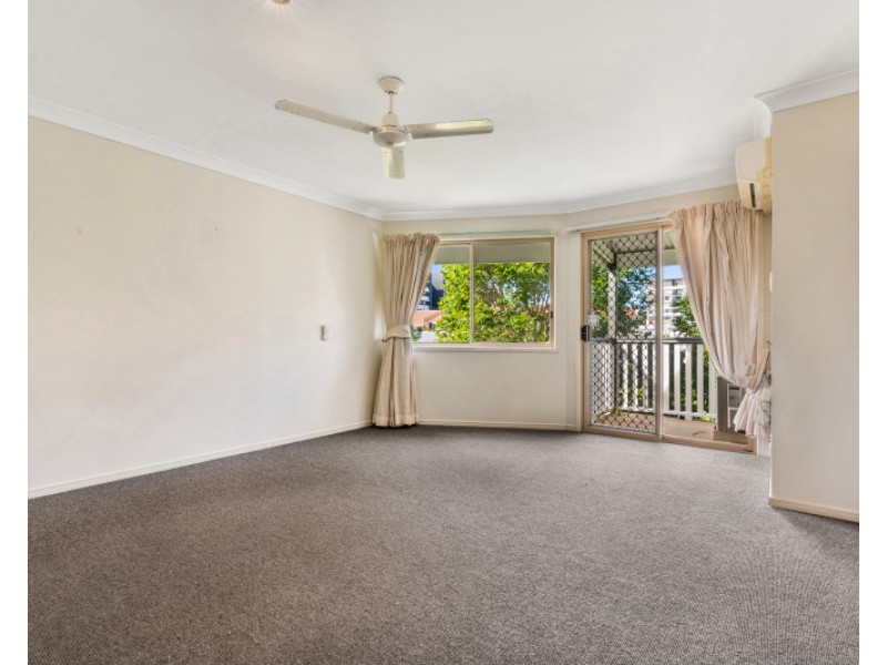 1/20 Baden Powell Street, Maroochydore QLD 4558