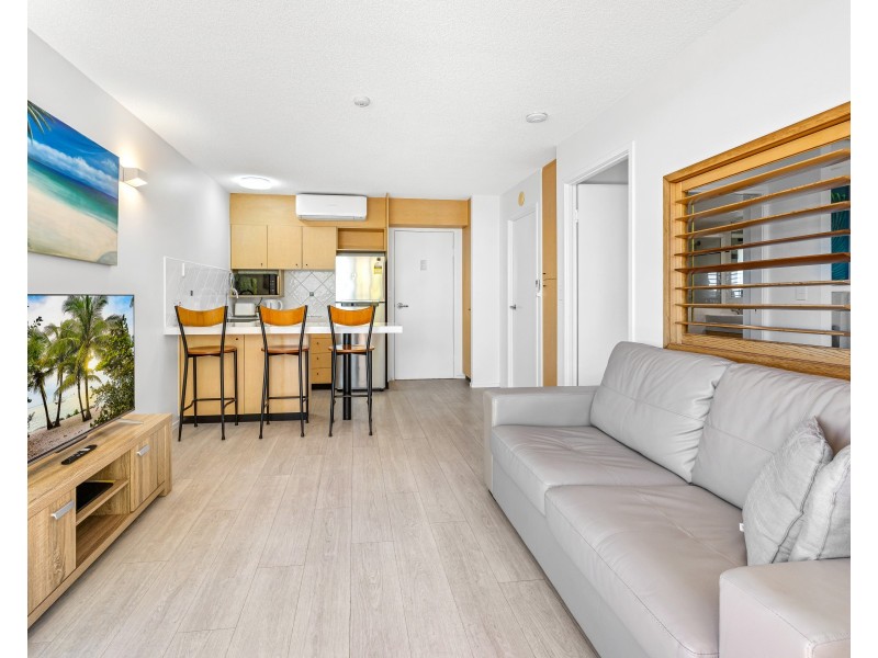 13/136 Alexandra Parade, Alexandra Headland QLD 4572