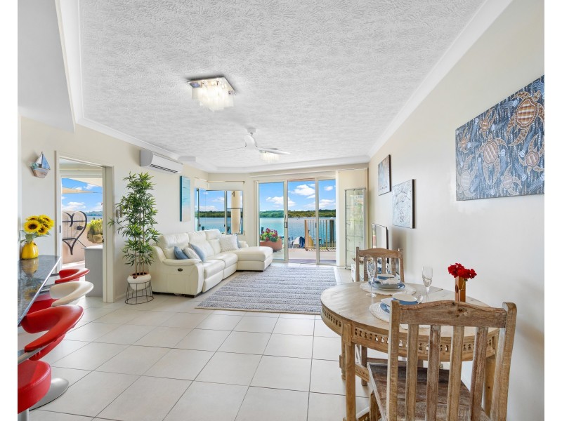 2/84-86 Duporth Avenue, Maroochydore QLD 4558