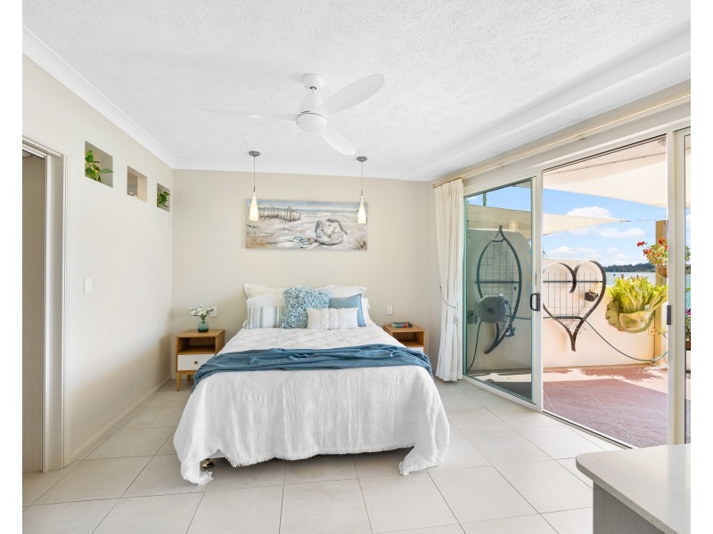 2/84-86 Duporth Avenue, Maroochydore QLD 4558