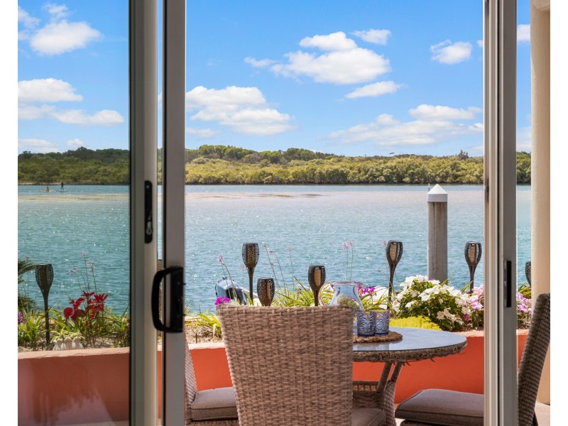 2/84-86 Duporth Avenue, Maroochydore QLD 4558