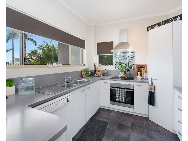 1/13-15 Marjorie Street, Mooloolaba QLD 4557
