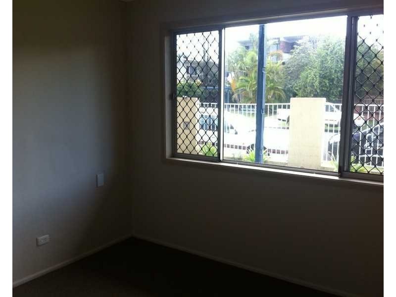 1/64 Edward Street, Alexandra Headland QLD 4572
