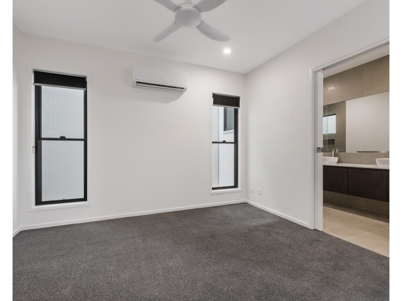 8 Jubilant Way, Palmview QLD 4553