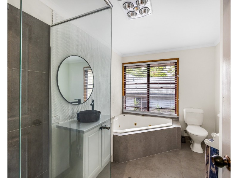 68 Hobbs Road, Buderim QLD 4556