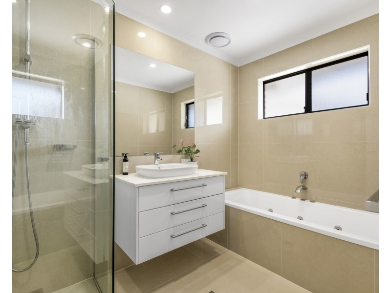 13 Bloodwood Court, Mooloolaba QLD 4557