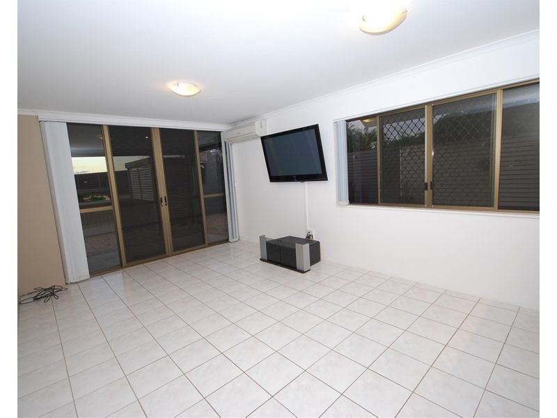 1/72 Tantula Road West, Alexandra Headland QLD 4572