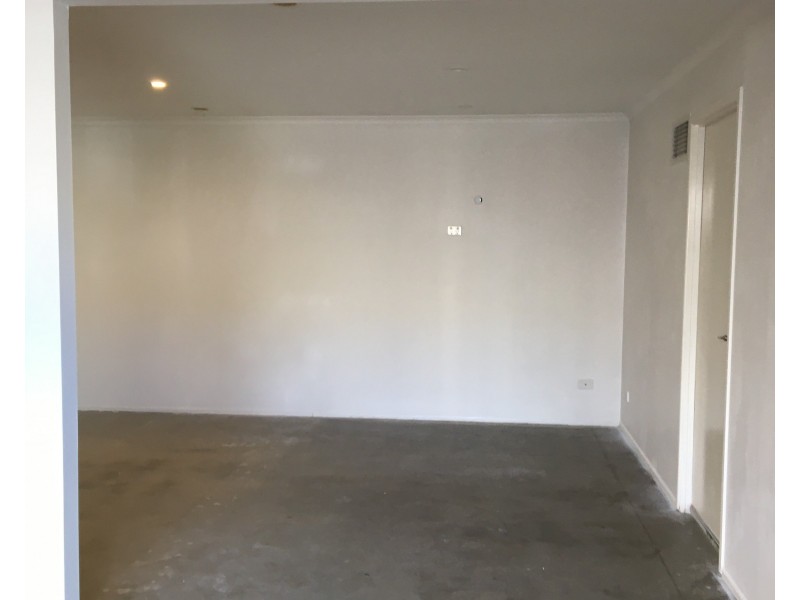 3/2 Dual Avenue, Warana QLD 4575