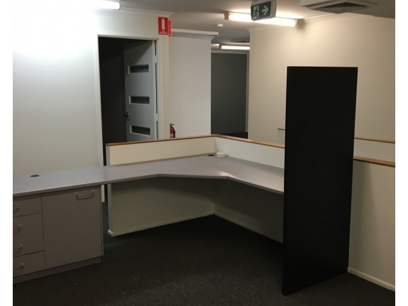 3/2 Dual Avenue, Warana QLD 4575